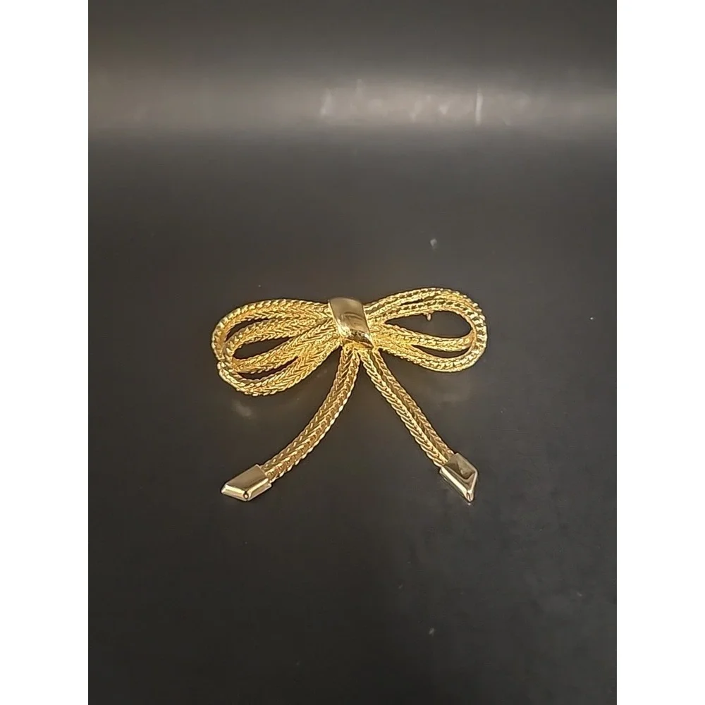 Vintage Goldtoned Snake Chain Bow Brooch Pin 3
